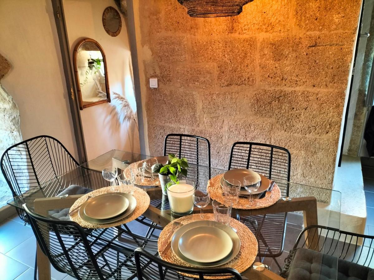 Maison De Village Familiale Pont Du Gard, Toit Terrasse, Barbecue, Fibre Vers-Pont-du-Gard Exteriör bild